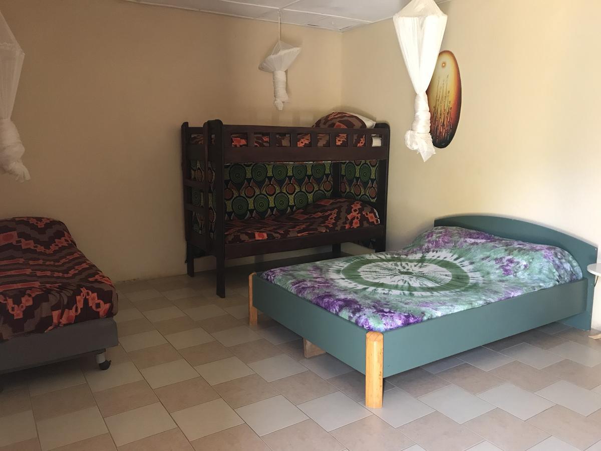 The Gunjur Project Lodge Luaran gambar