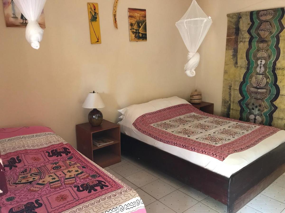 The Gunjur Project Lodge Luaran gambar